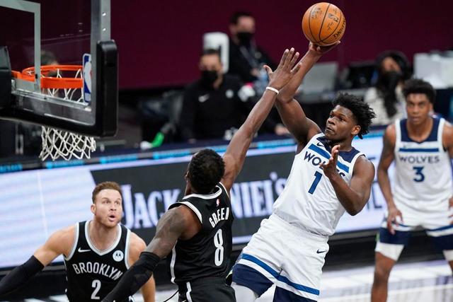 奥登：一旦文班亚马再增加一点肌肉 NBA就大结局了